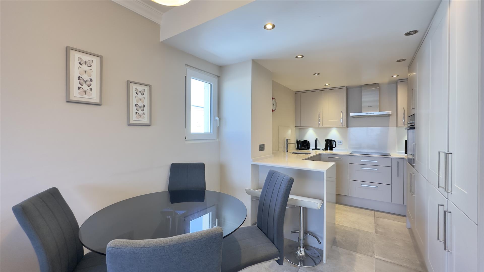 Image of Apartment - 1 Bedrooms - 1 Bathrooms for Rental in Portland House-Gibraltar, Image 7